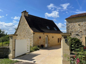 Maison Périgourdine Authentique avec Piscine et Wifi - FR-1-616-418